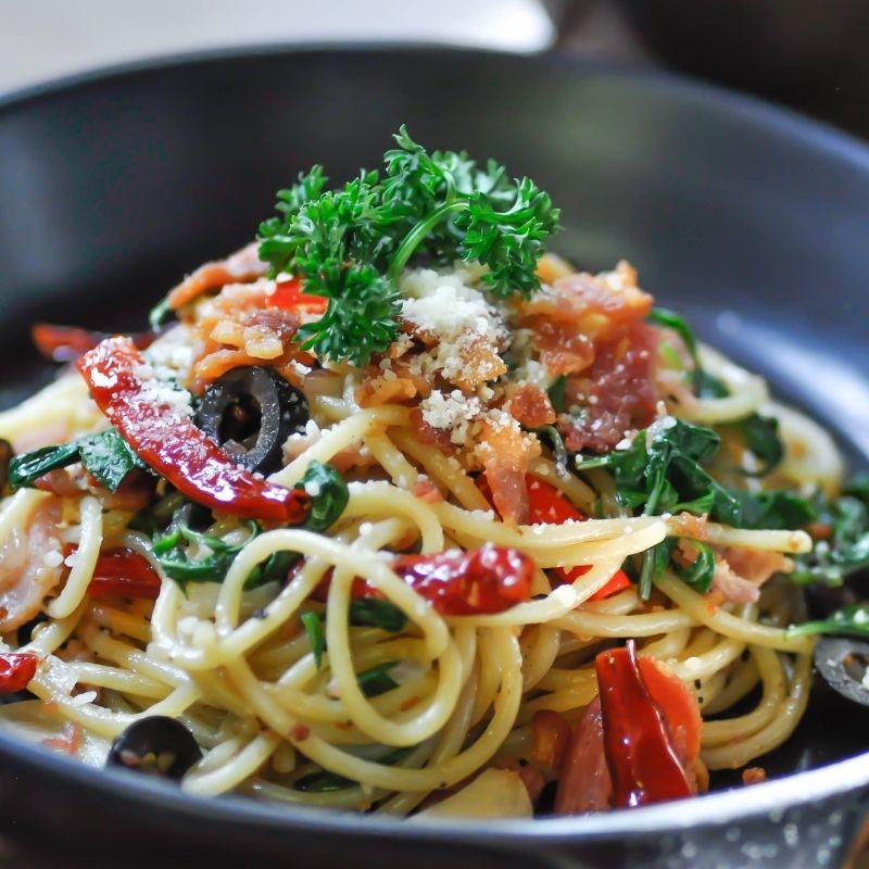 Spaghetti with Bacon and Rocket Leaves